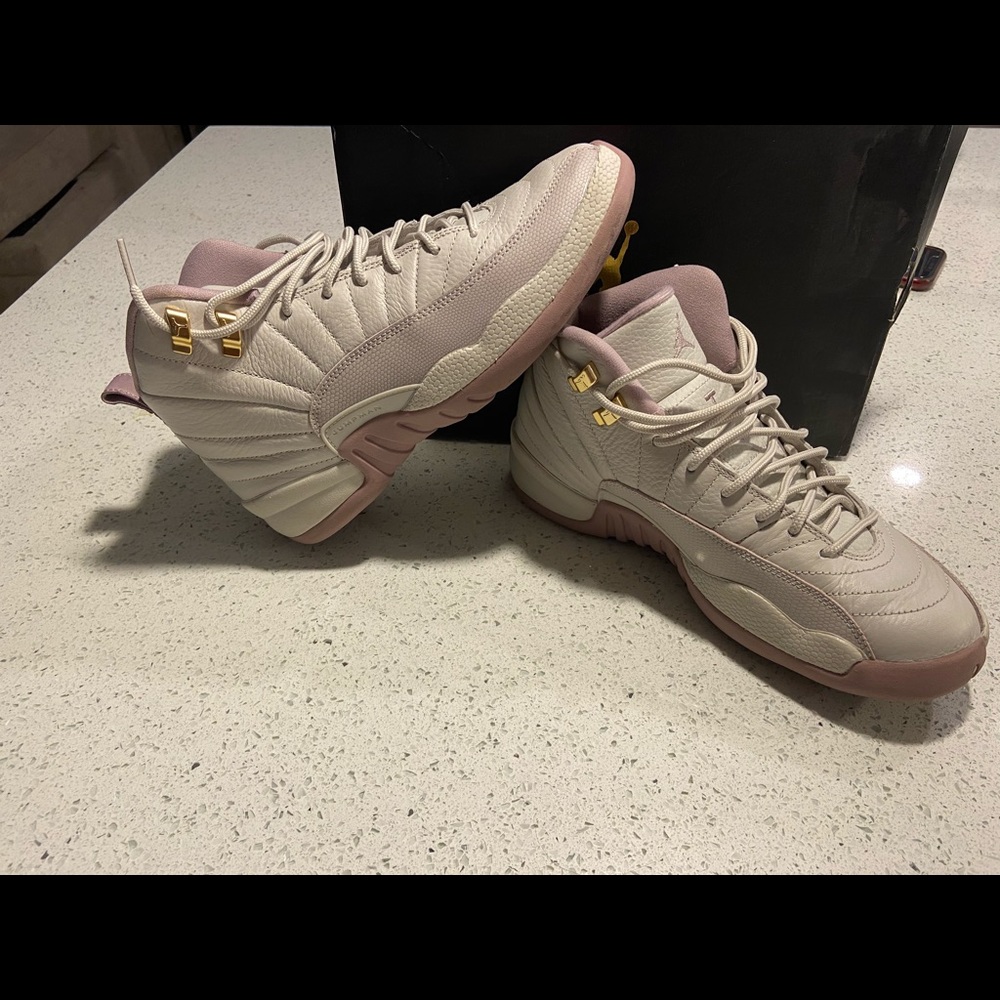 Jordans 12 retro PREM HC GG size 7Y
